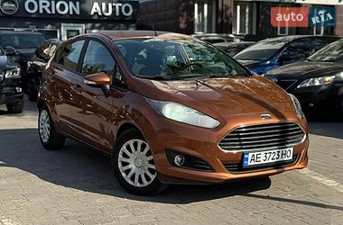 Хетчбек Ford Fiesta 2014 в Дніпрі