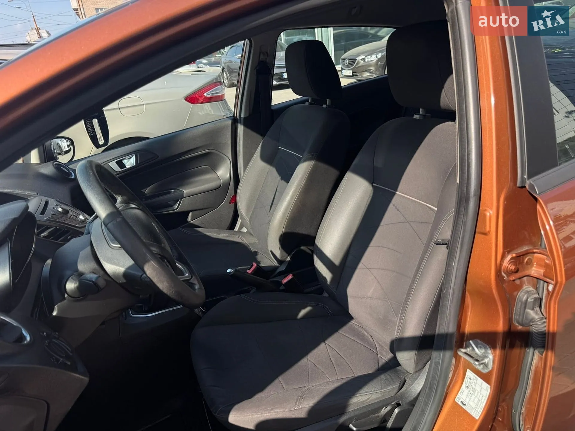 2014 Ford Fiesta - мініатюра 17
