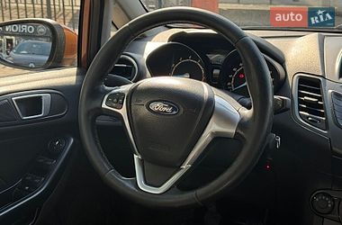 Хетчбек Ford Fiesta 2014 в Дніпрі