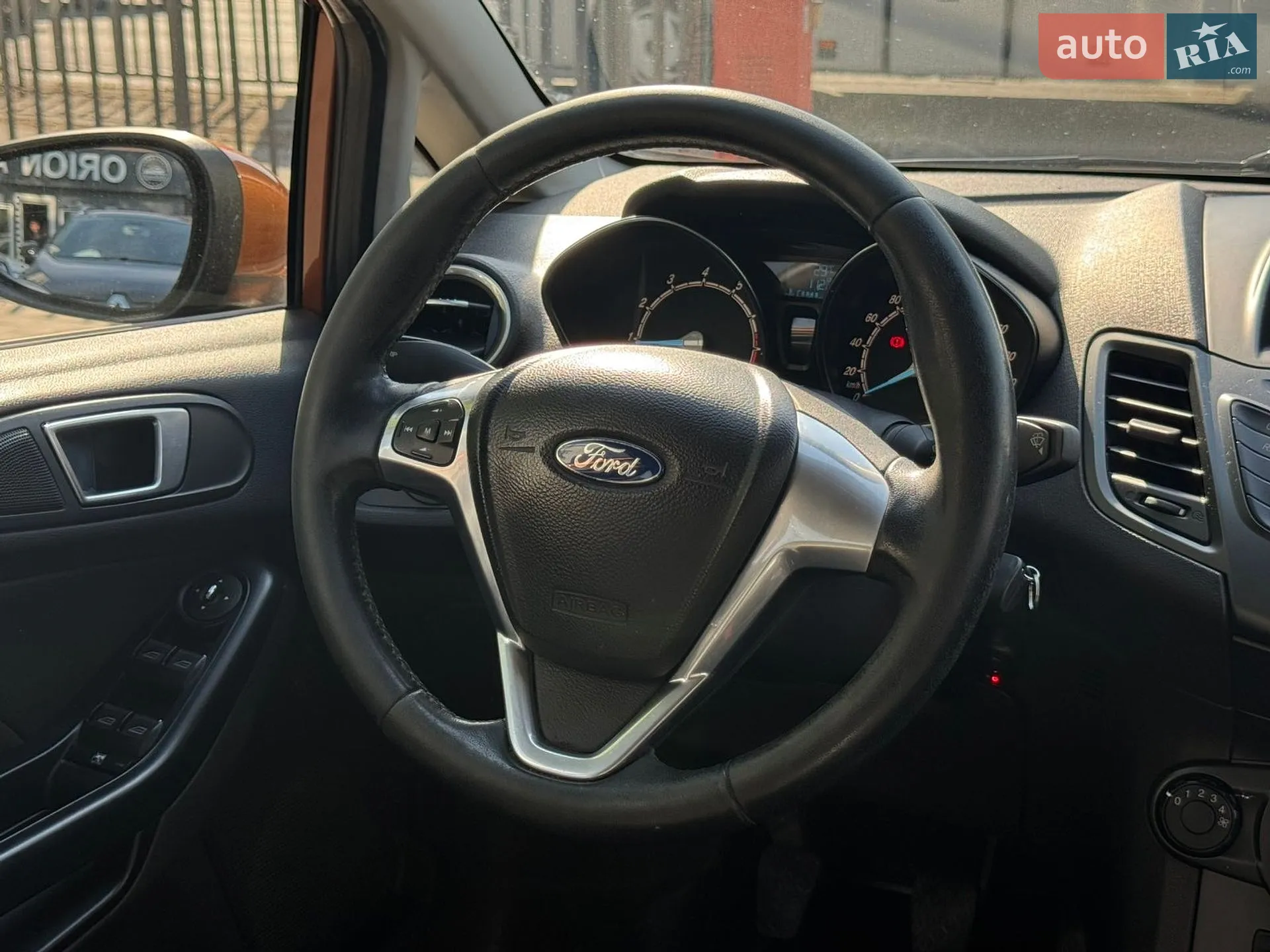 2014 Ford Fiesta - мініатюра 13