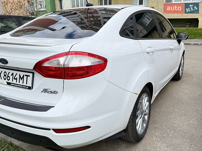 Седан Ford Fiesta 2013 в Харкові