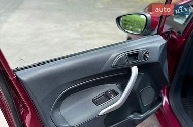 Хэтчбек Ford Fiesta 2011 в Киеве