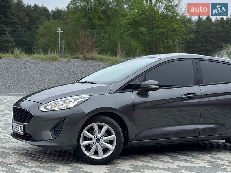 Хетчбек Ford Fiesta 2017 в Львові