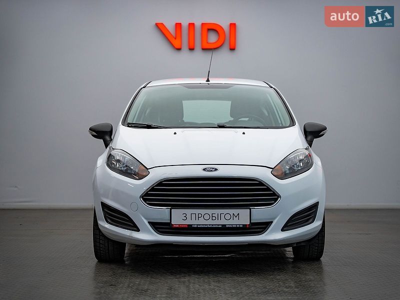 Хэтчбек Ford Fiesta 2014 в Киеве