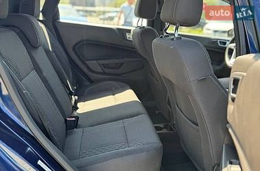 Хэтчбек Ford Fiesta 2015 в Киеве