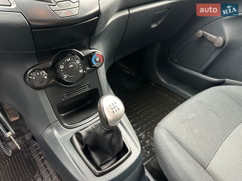 Хэтчбек Ford Fiesta 2011 в Виннице