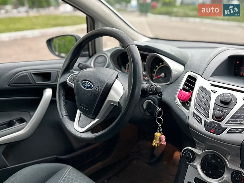 Хетчбек Ford Fiesta 2008 в Житомирі