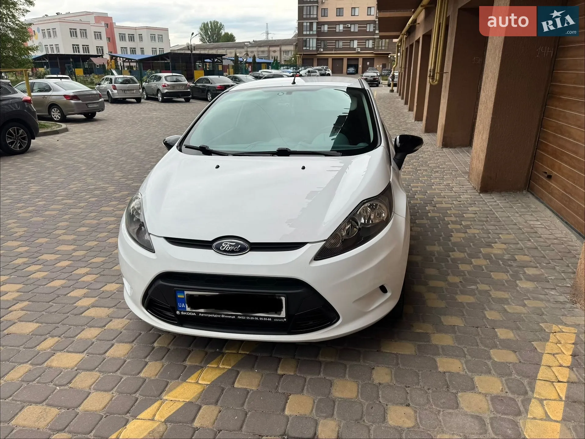 2010 Ford Fiesta - мініатюра 4