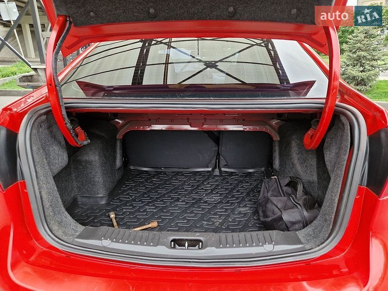 Седан Ford Fiesta 2014 в Броварах