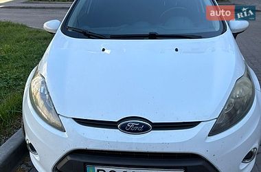 Хэтчбек Ford Fiesta 2012 в Шептицькому