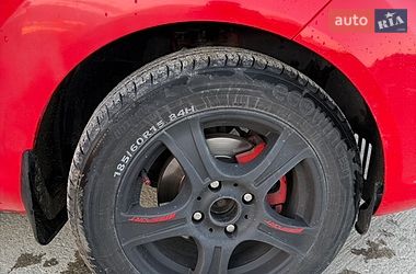Хетчбек Ford Fiesta 2014 в Шепетівці