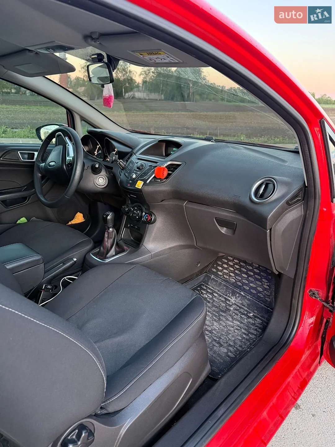 2014 Ford Fiesta - мініатюра 14