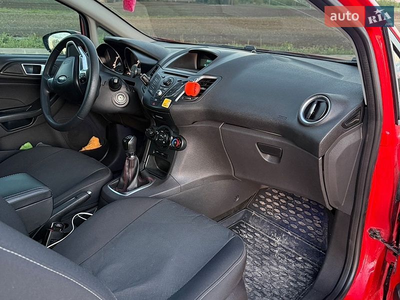 Хетчбек Ford Fiesta 2014 в Шепетівці