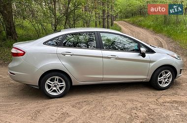 Седан Ford Fiesta 2018 в Запорожье