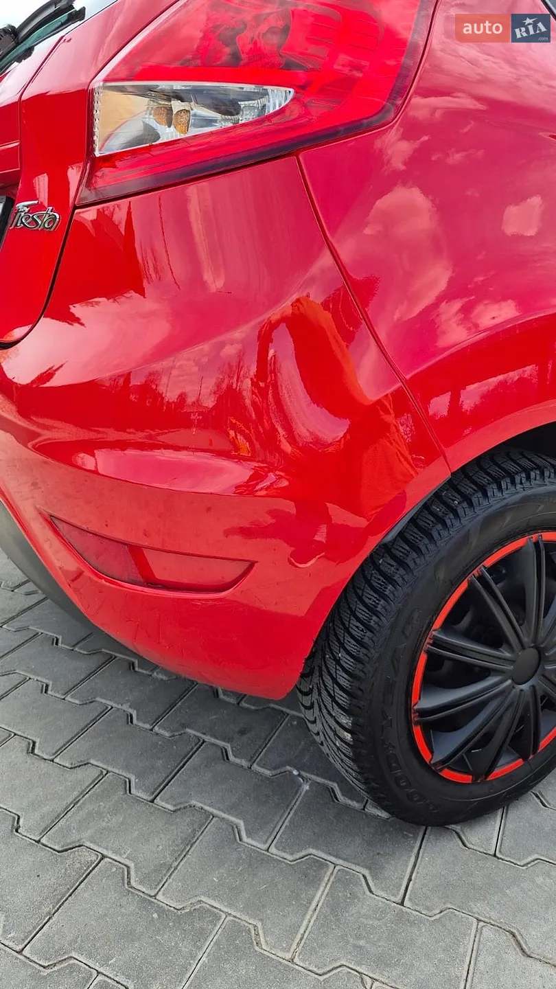 2010 Ford Fiesta - мініатюра 4