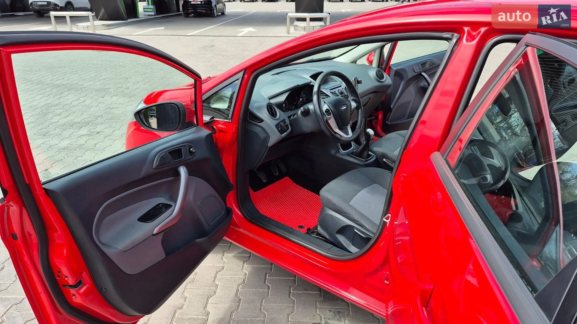 2010 Ford Fiesta - мініатюра 10
