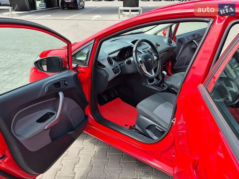 Хетчбек Ford Fiesta 2010 в Одесі