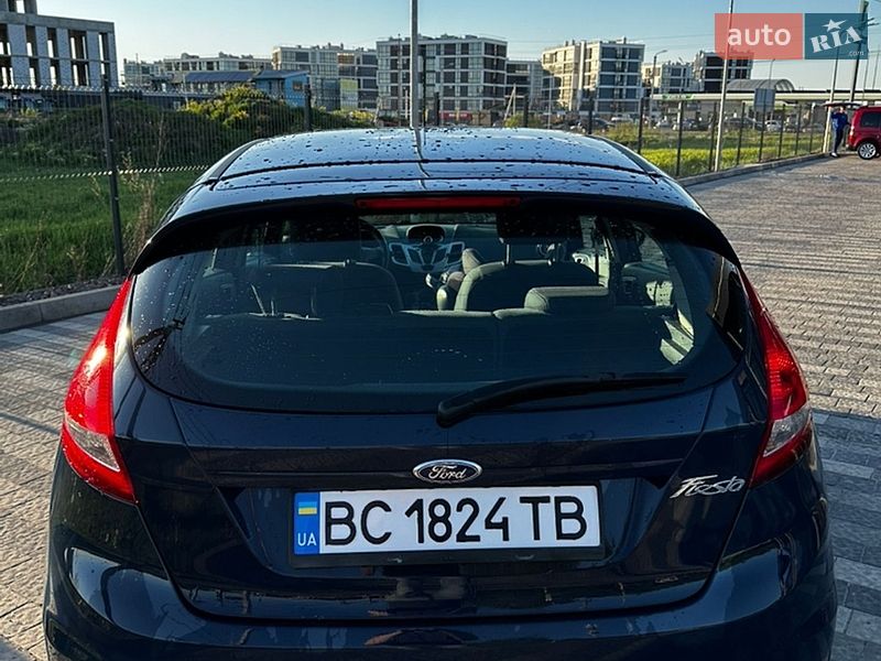 Хетчбек Ford Fiesta 2011 в Львові