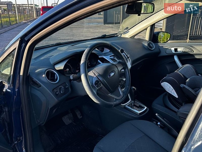 Хетчбек Ford Fiesta 2011 в Львові