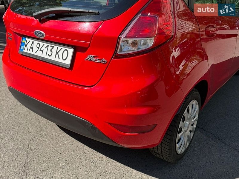 Хэтчбек Ford Fiesta 2013 в Киеве