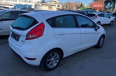 Хетчбек Ford Fiesta 2012 в Стрию
