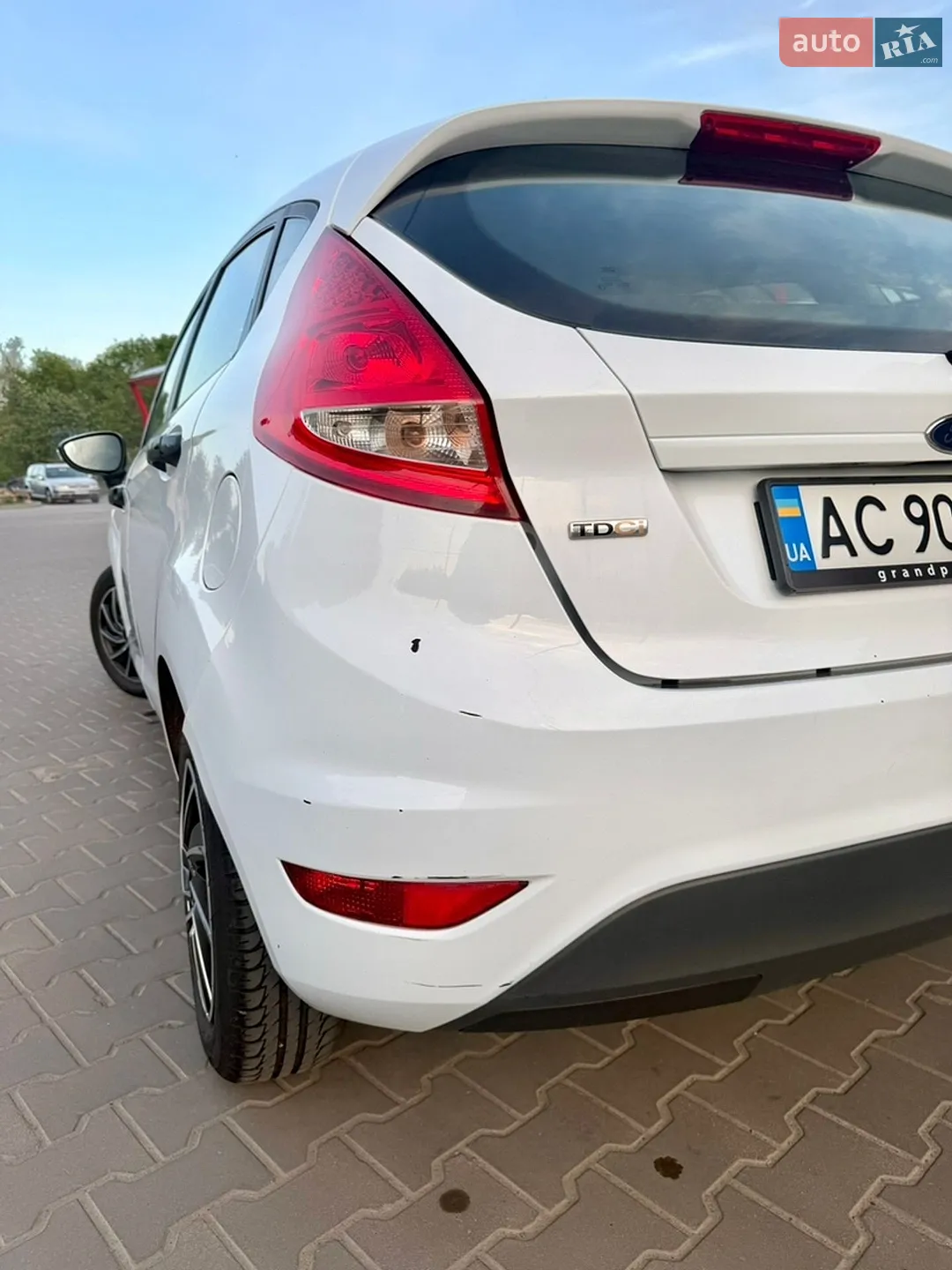 2010 Ford Fiesta - мініатюра 14