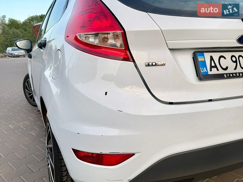 Хэтчбек Ford Fiesta 2010 в Луцке