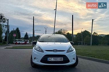 Хэтчбек Ford Fiesta 2010 в Луцке