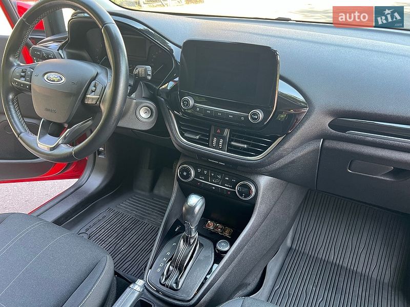 Хэтчбек Ford Fiesta 2017 в Тернополе