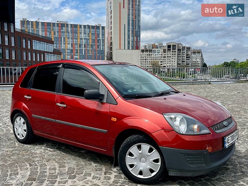 Хэтчбек Ford Fiesta 2007 в Днепре