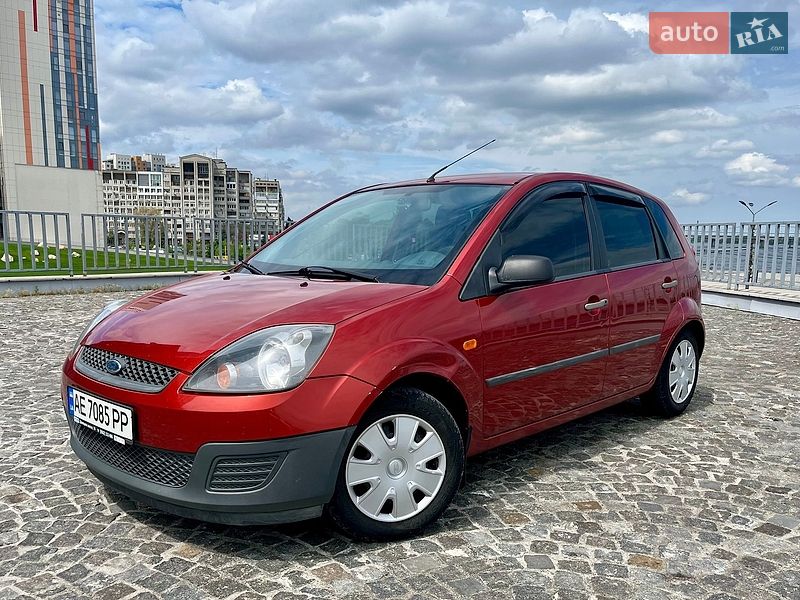 Хэтчбек Ford Fiesta 2007 в Днепре