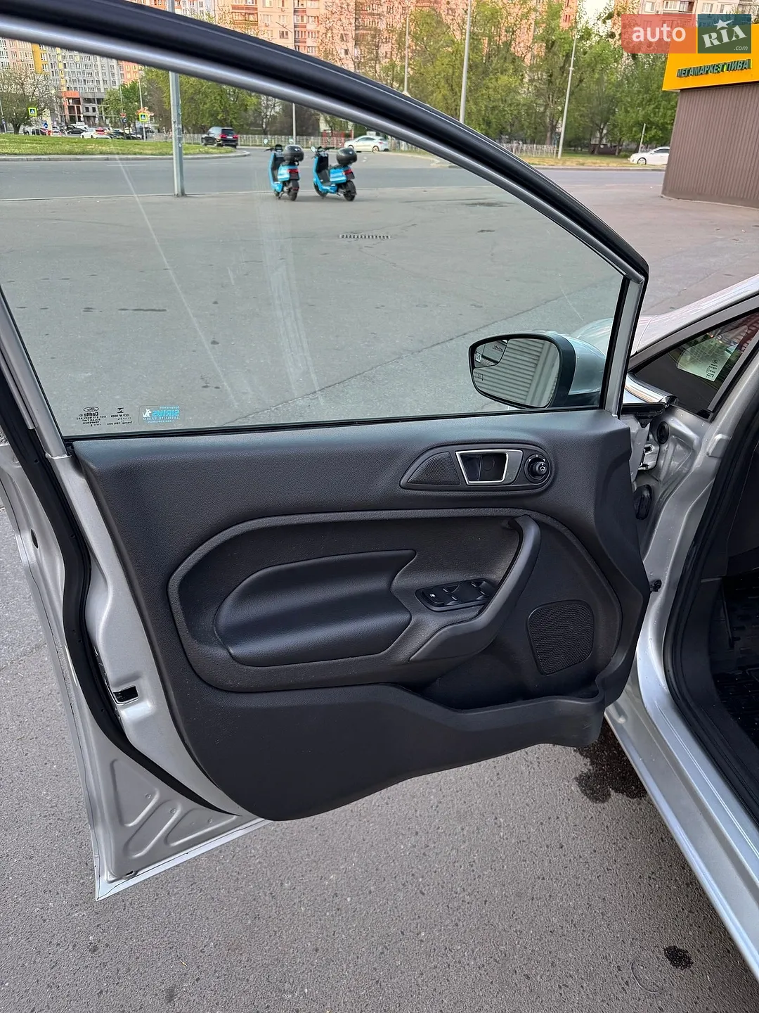 2014 Ford Fiesta - мініатюра 19