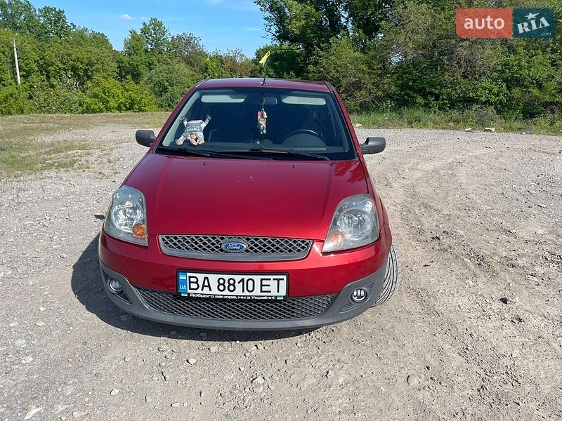 Хетчбек Ford Fiesta 2006 в Кам'янець-Подільському