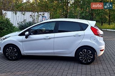 Хетчбек Ford Fiesta 2016 в Одесі