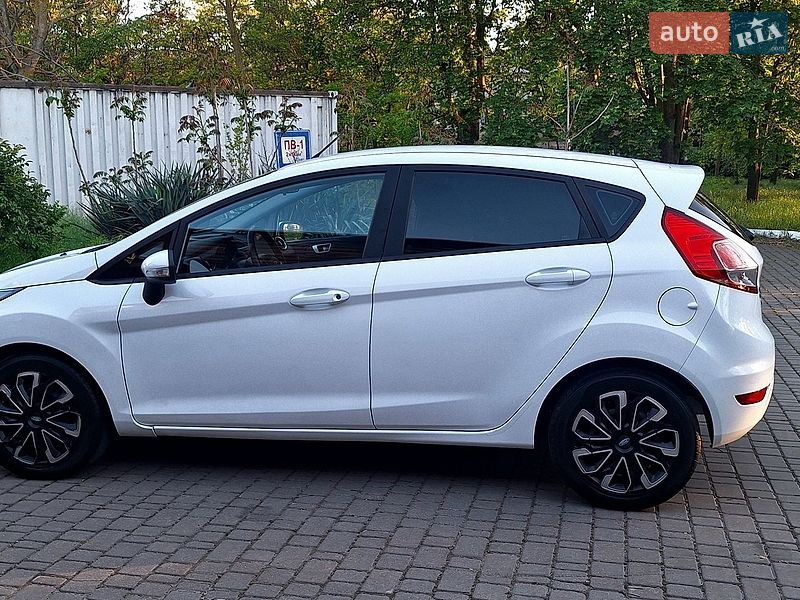 Хетчбек Ford Fiesta 2016 в Одесі