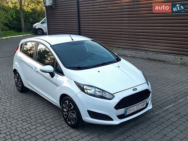 Хетчбек Ford Fiesta 2016 в Одесі