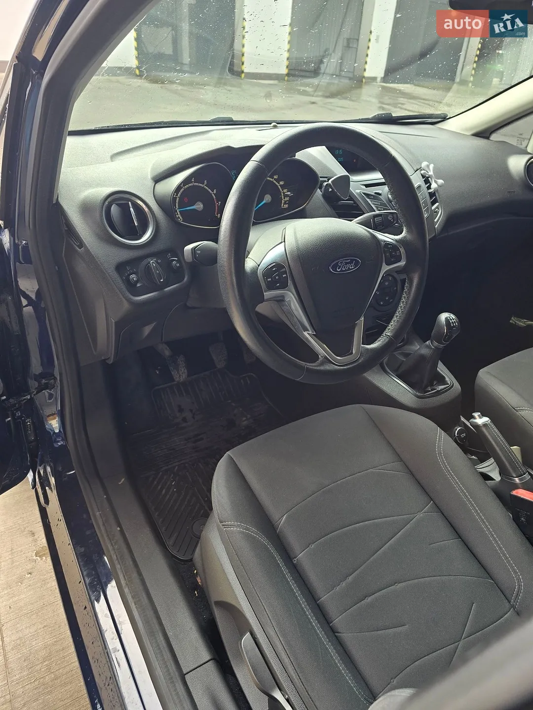 2016 Ford Fiesta - мініатюра 14