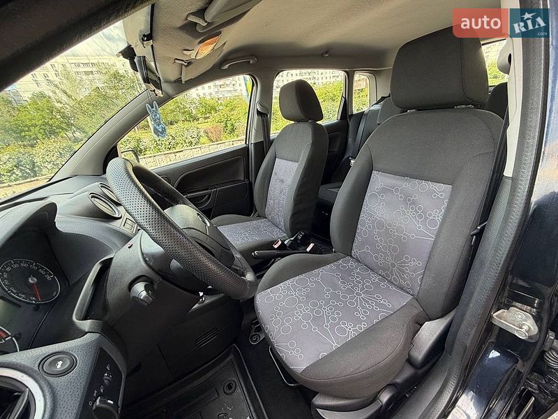 Хетчбек Ford Fiesta 2008 в Запоріжжі