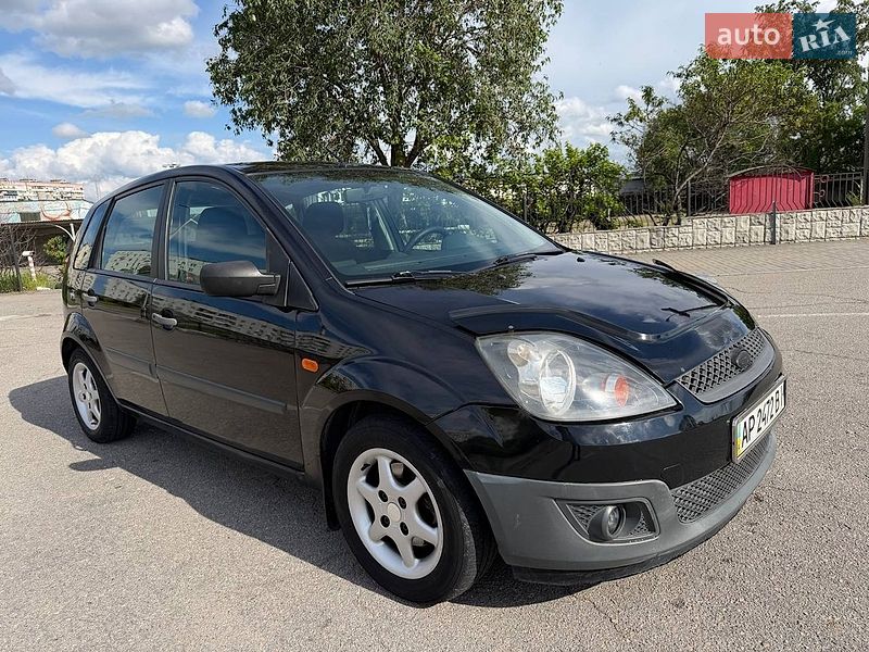 Хетчбек Ford Fiesta 2008 в Запоріжжі