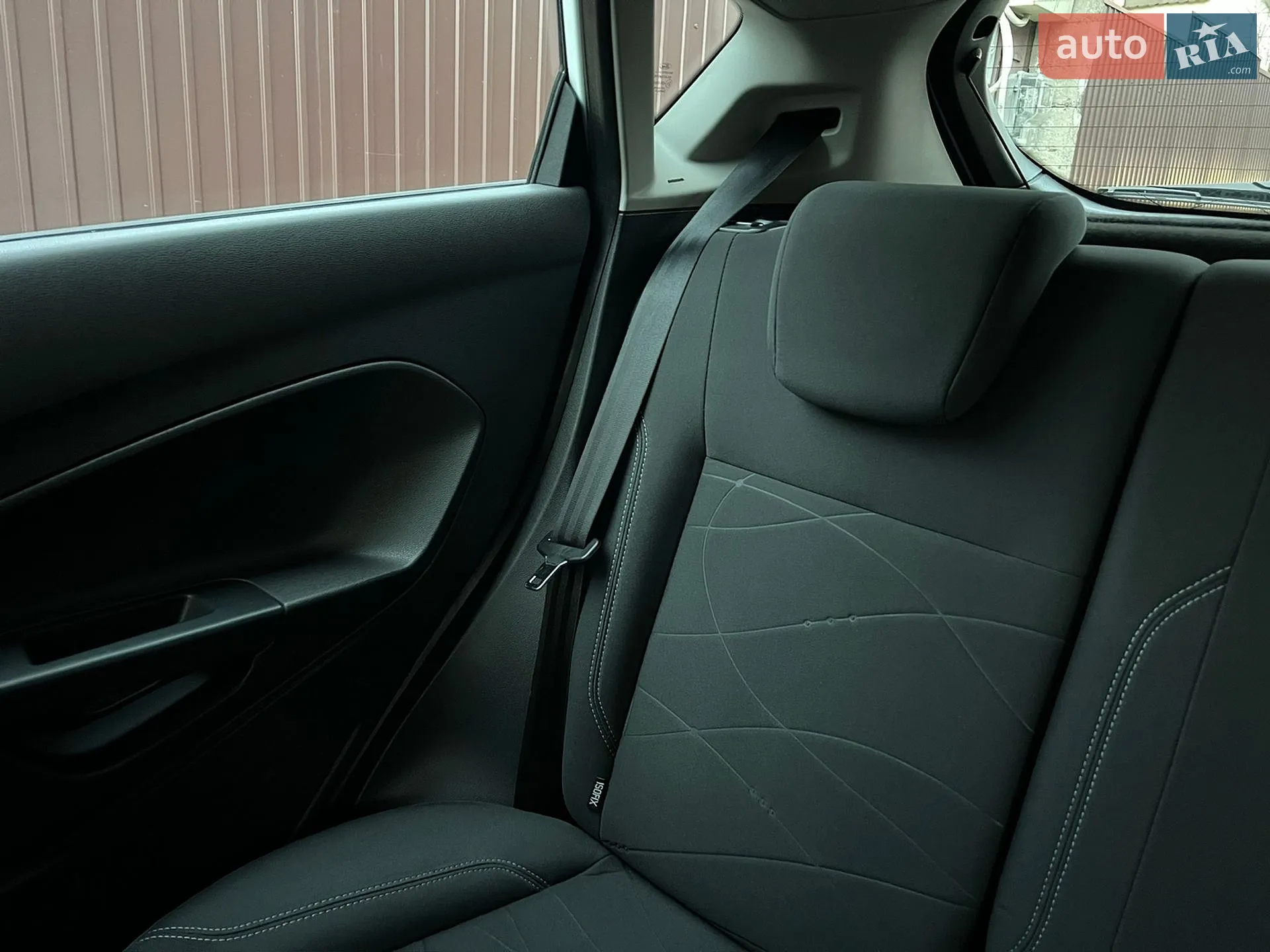 2015 Ford Fiesta - мініатюра 36