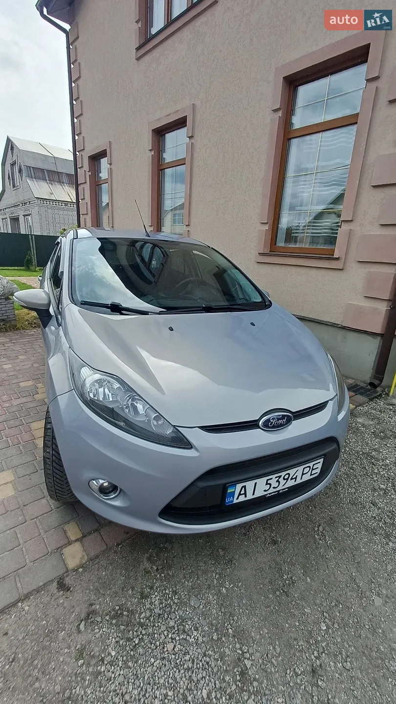 2011 Ford Fiesta - фото 1