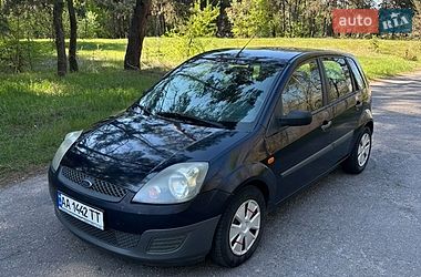 Хэтчбек Ford Fiesta 2007 в Золотоноше