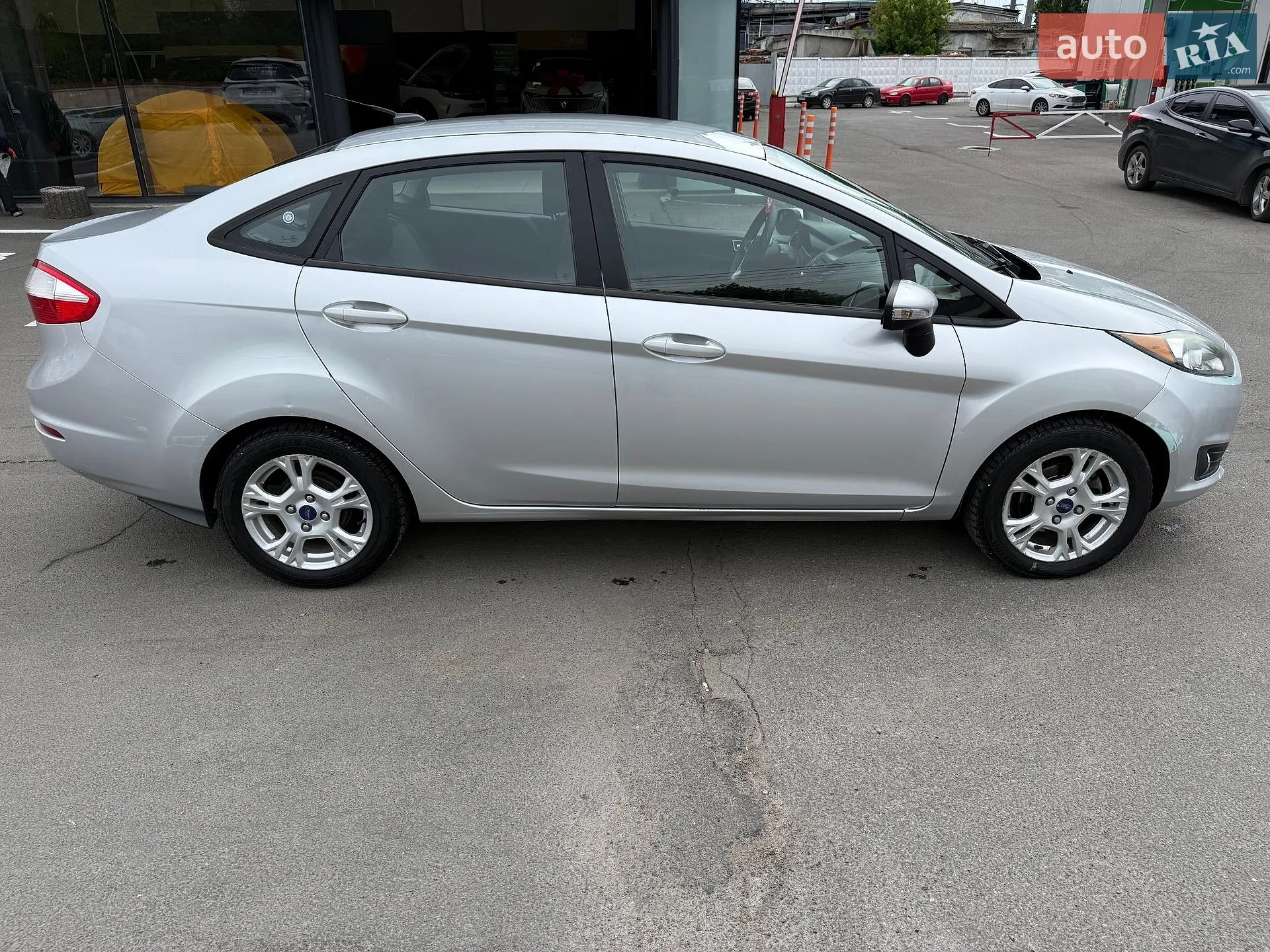 2015 Ford Fiesta - мініатюра 4
