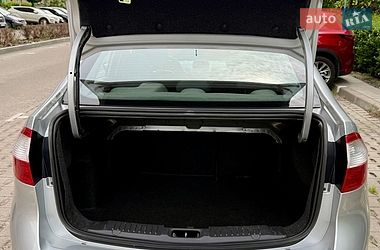 Седан Ford Fiesta 2017 в Києві