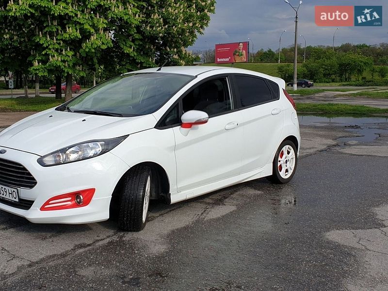 Хэтчбек Ford Fiesta 2013 в Броварах фото 2 Хэтчбек Ford Fiesta 2013 в Броварах