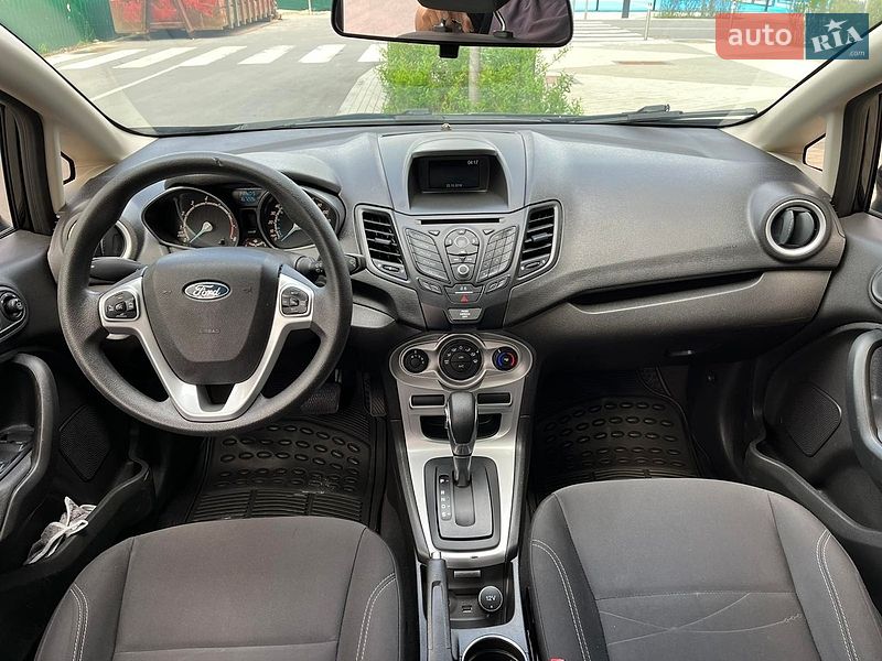 Седан Ford Fiesta 2018 в Києві