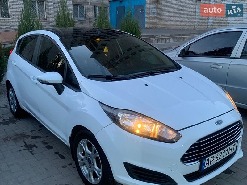 Хетчбек Ford Fiesta 2014 в Запоріжжі фото 2 Хетчбек Ford Fiesta 2014 в Запоріжжі