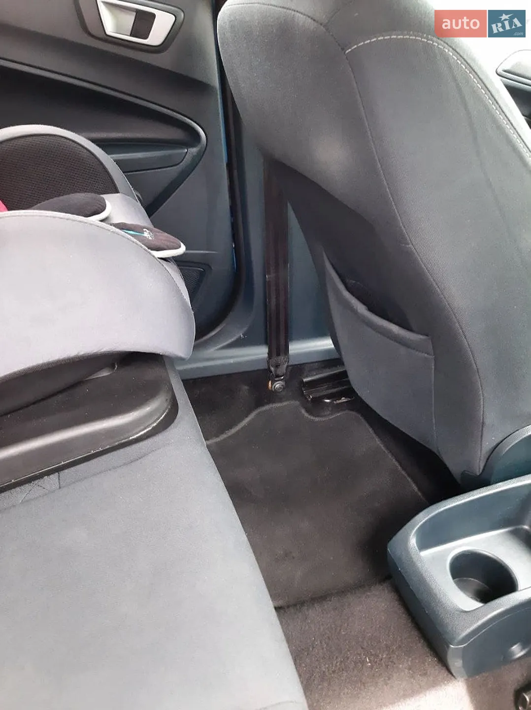 2012 Ford Fiesta - мініатюра 8