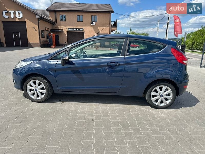 Хетчбек Ford Fiesta 2009 в Ірпені