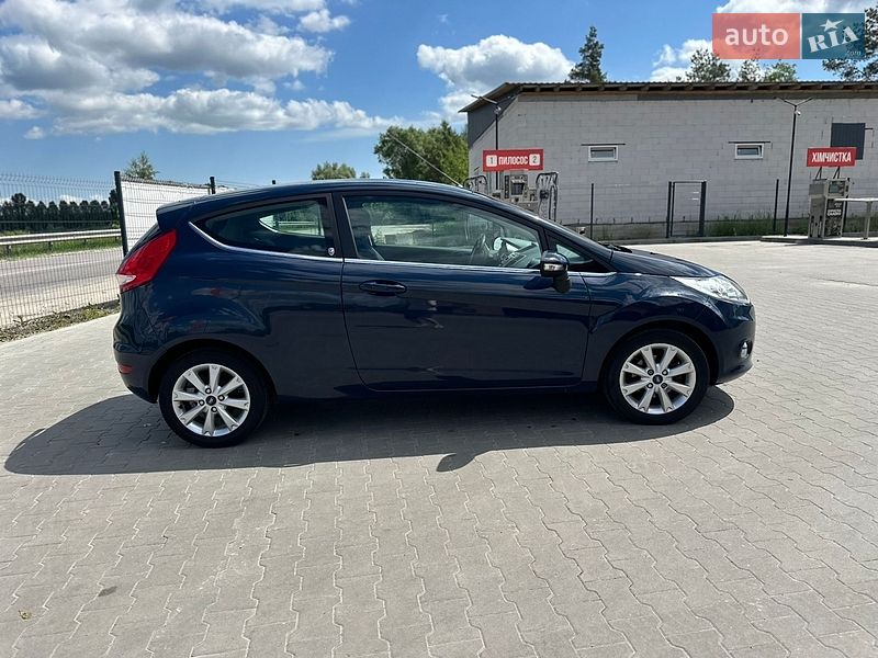 Хетчбек Ford Fiesta 2009 в Ірпені